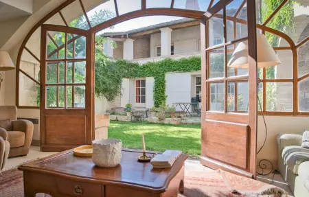 Maison XVIIe siècle avec piscine à Nages et Solorgues : photo 8
