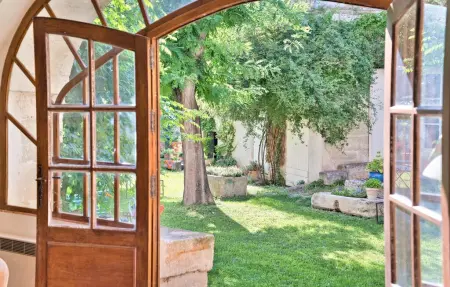 Maison XVIIe siècle avec piscine à Nages et Solorgues : photo 12