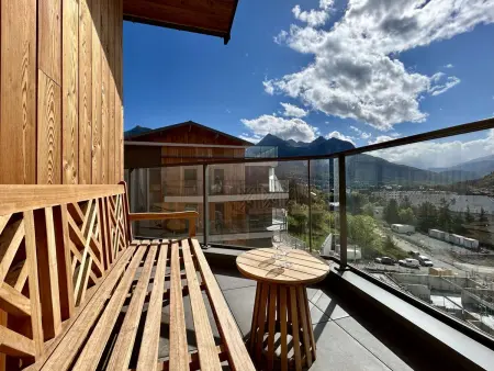 4 pièces neuf 6 pers, terrasse 15m² Sud-Ouest à Briançon : photo 3