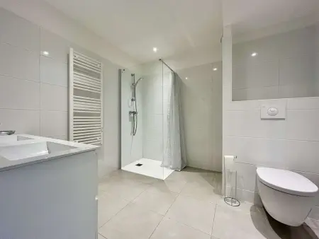 4 pièces neuf 6 pers, terrasse 15m² Sud-Ouest à Briançon : photo 5