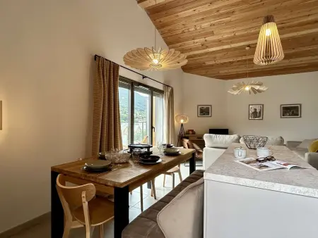4 pièces neuf 6 pers, terrasse 15m² Sud-Ouest à Briançon : photo 8