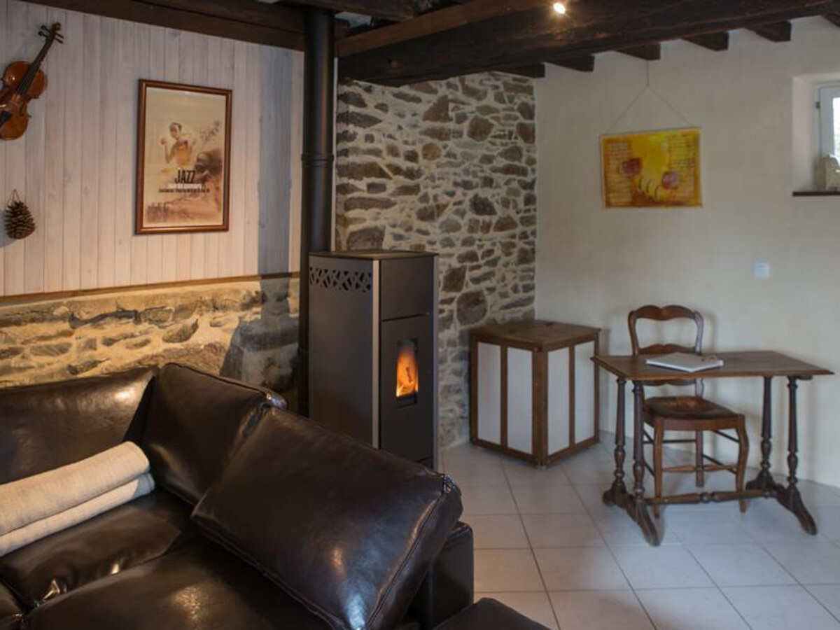 Gîte indépendant 5 pers. avec poêle à granulés à Canisy - Photo 3