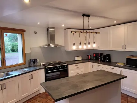 Gîte 15 pers., 6 chambres, piscine chauffée à Isigny-le-Buat : photo 7