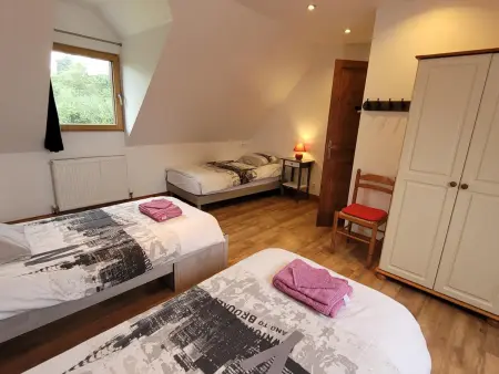 Gîte 15 pers., 6 chambres, piscine chauffée à Isigny-le-Buat : photo 14