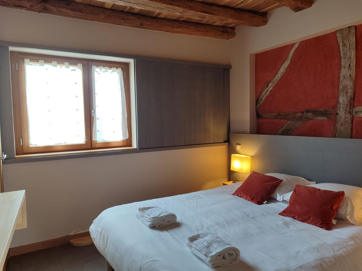 Gîte L'Acolin : 4 pers., 2 chambres, terrasse à Montbeugny - Photo 3