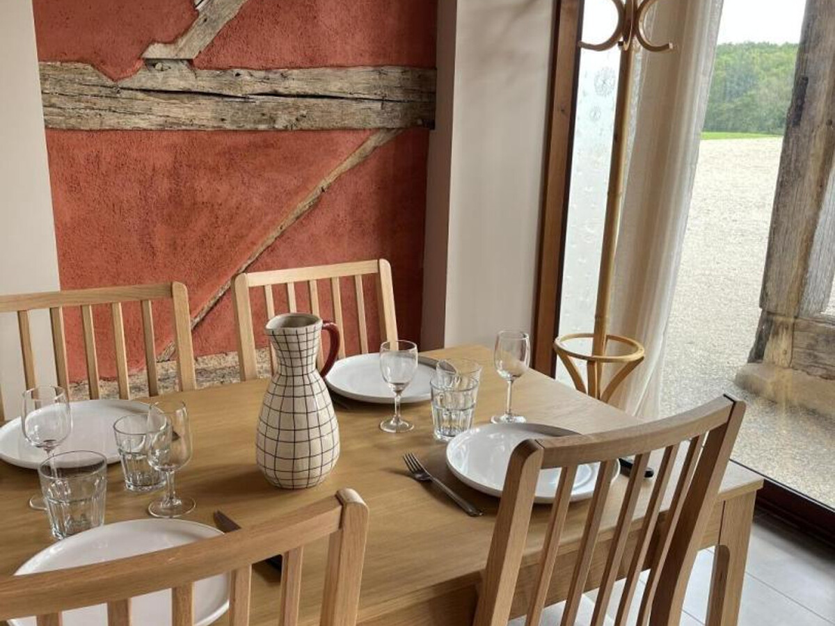 Gîte L'Acolin : 4 pers., 2 chambres, terrasse à Montbeugny - Photo 4