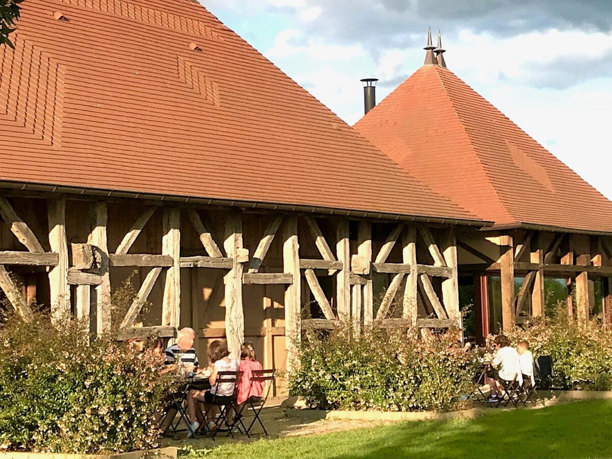 Gîte L'Acolin : 4 pers., 2 chambres, terrasse à Montbeugny - Photo 6