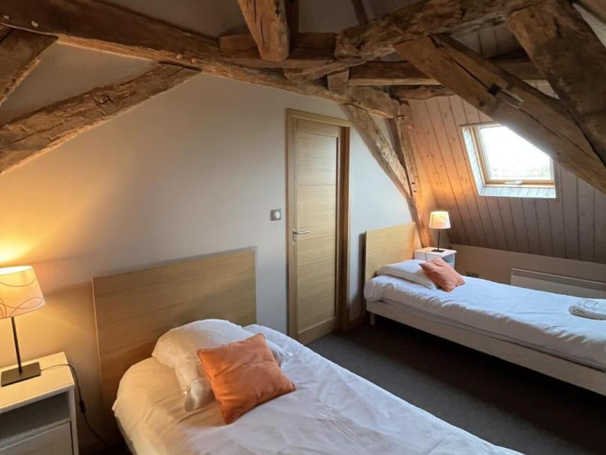 Gîte L'Acolin : 4 pers., 2 chambres, terrasse à Montbeugny - Photo 7