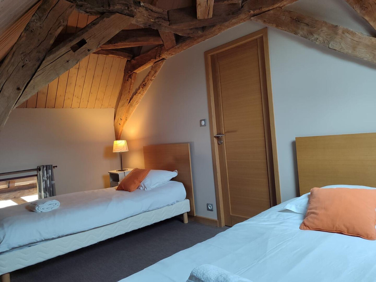 Gîte L'Acolin : 4 pers., 2 chambres, terrasse à Montbeugny - Photo 10