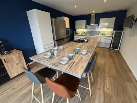 La Maison du Bourg : gîte 12 pers. piscine à Bressolles - Photo 7