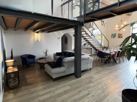 La Maison du Bourg : gîte 12 pers. piscine à Bressolles - Photo 11