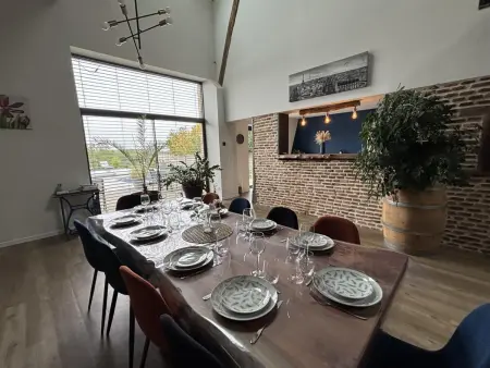 La Maison du Bourg : gîte 12 pers. piscine à Bressolles - Photo 14