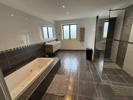 La Maison du Bourg : gîte 12 pers. piscine à Bressolles - Photo 30