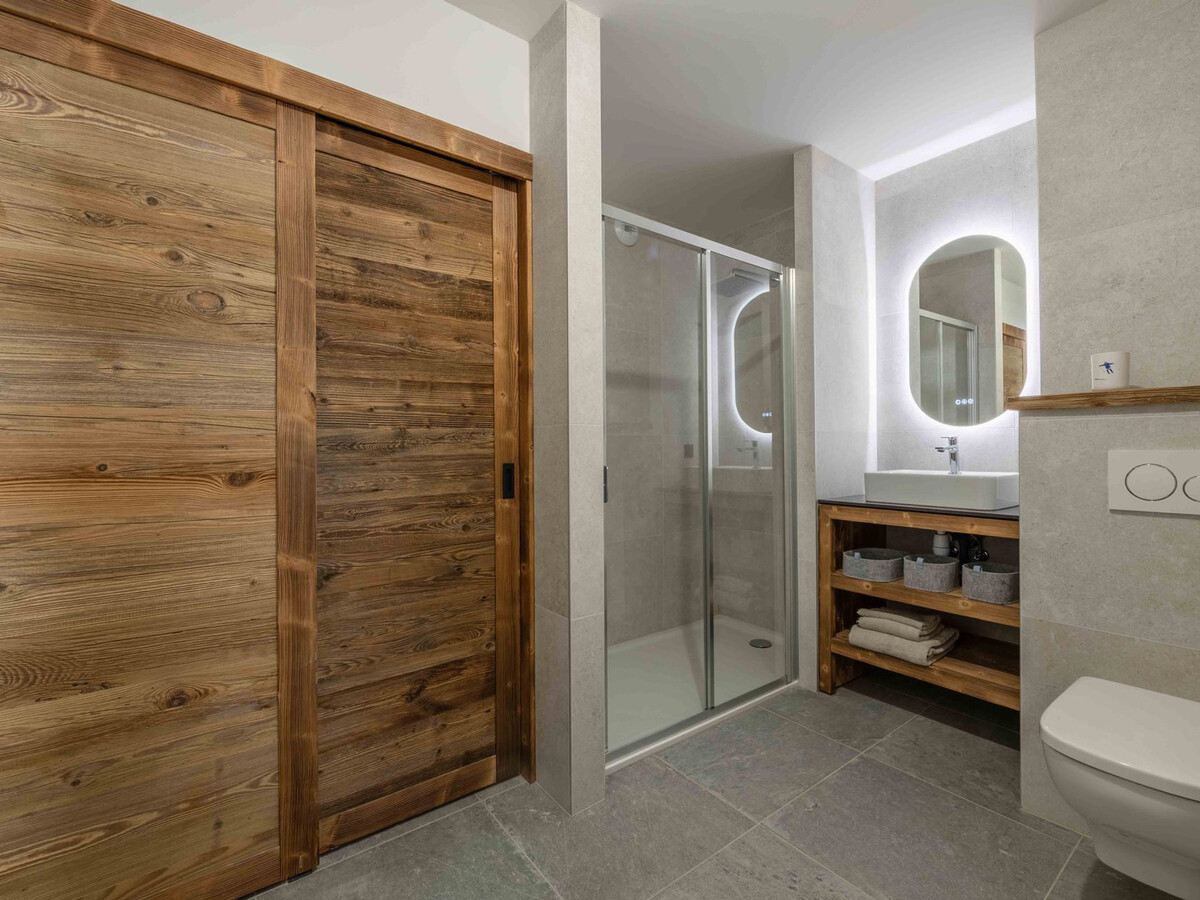 Chalet Crystal Morzine : 5 chambres, sauna et garage - Photo 8