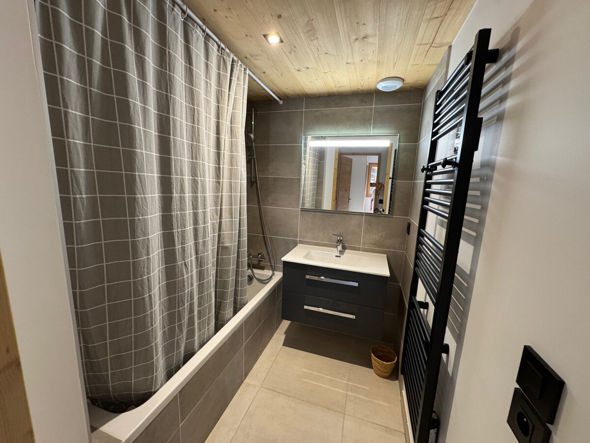 Appartement 76 m² - 3 chambres pour 8 personnes à Samoëns - Photo 2