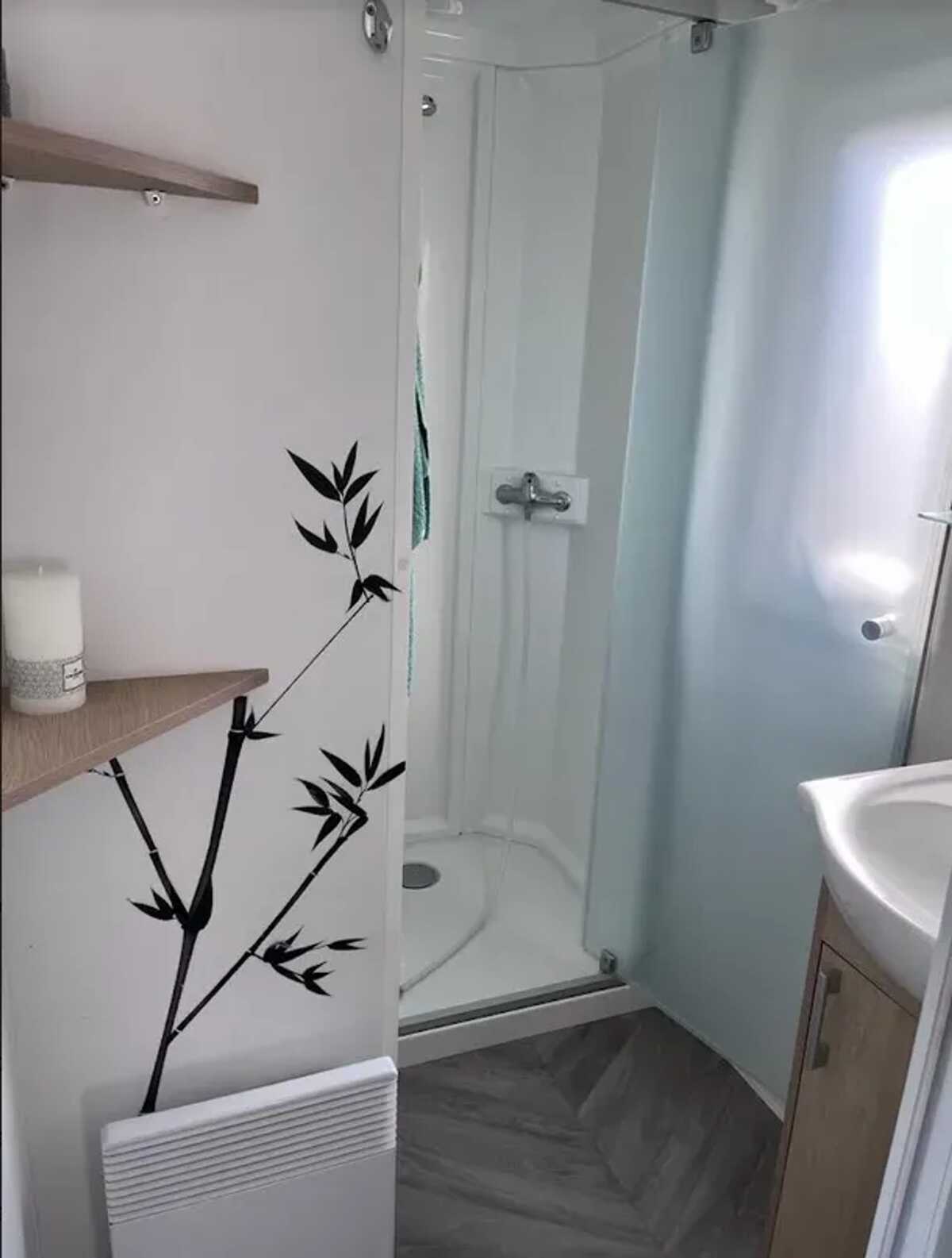 Bungalow 41 m² avec piscine à Veuzain-sur-Loire - Photo 12
