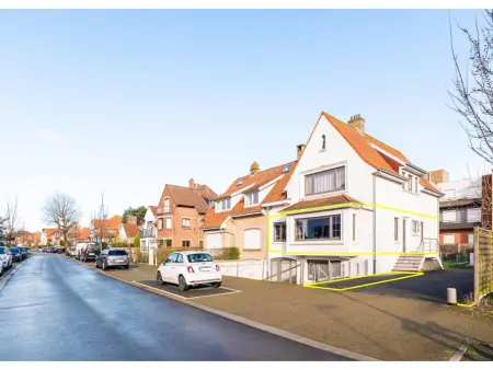 Location appartement à Koksijde, Appartement lumineux et un emplacement central