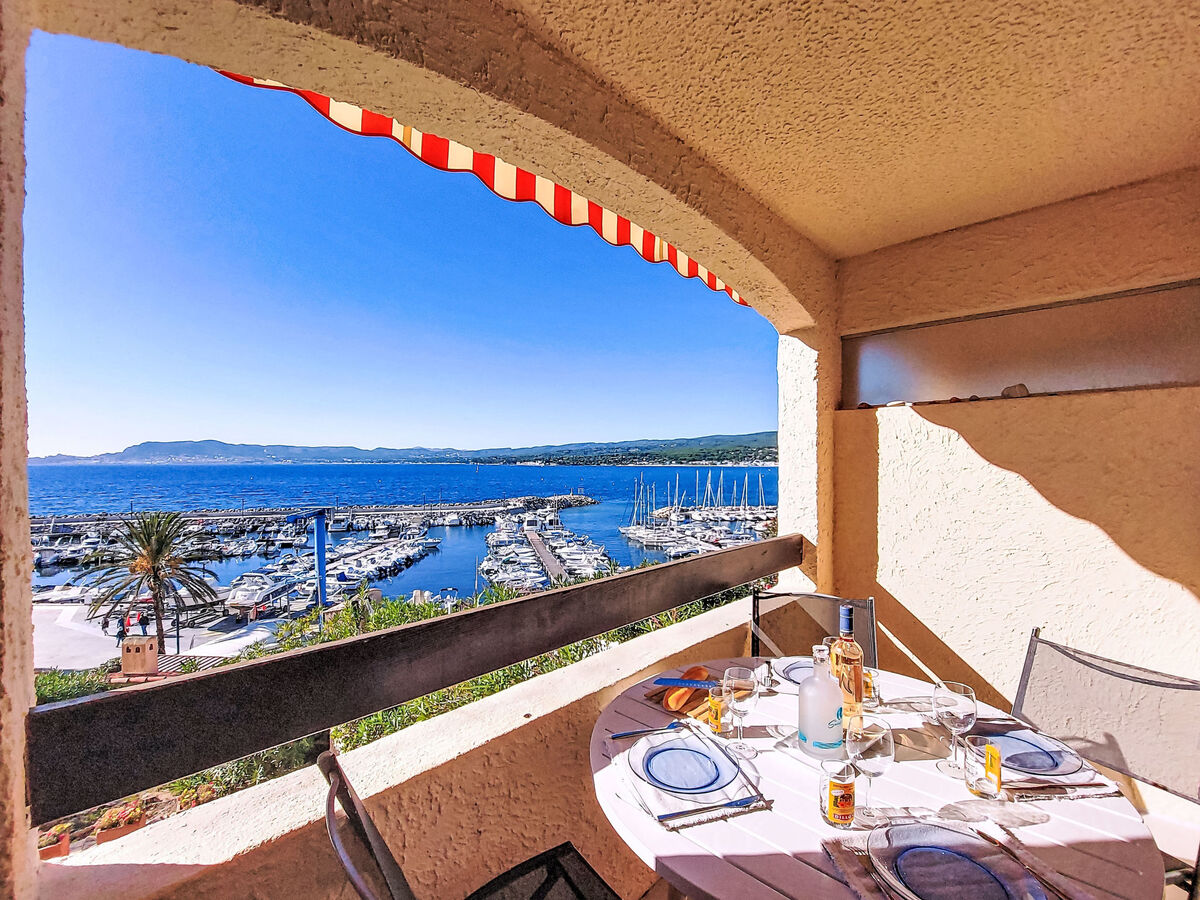 Appartement Château de la Madrague – vue mer et port - Photo 2
