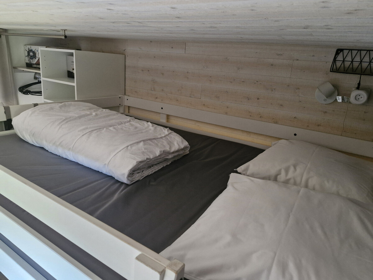 Studio rénové 4 personnes aux Carroz, accès piste de luge - Photo 7