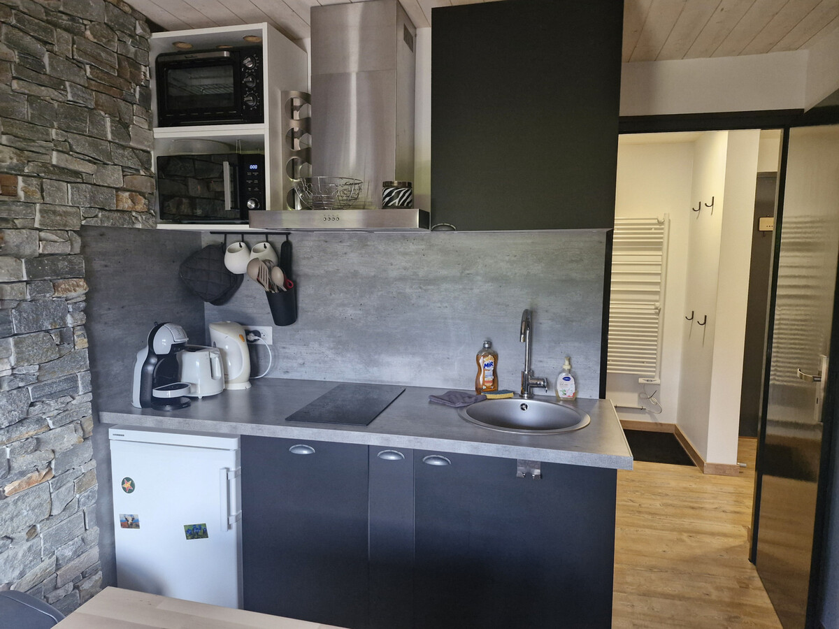 Studio rénové 4 personnes aux Carroz, accès piste de luge - Photo 8