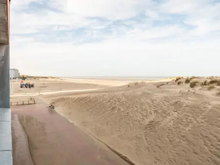 Appartement Manderley face à la mer à Oostduinkerke, 4 personnes : photo 2