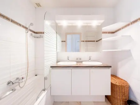 Aubépine troisième, Appartement familial à proximité de la mer - Photo 13