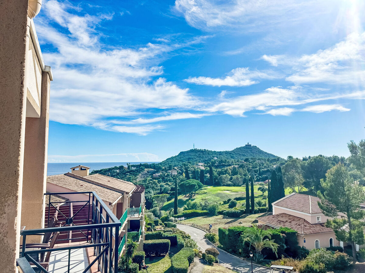 Studio rénové avec terrasse et vue mer au Cap Estérel - Photo 20