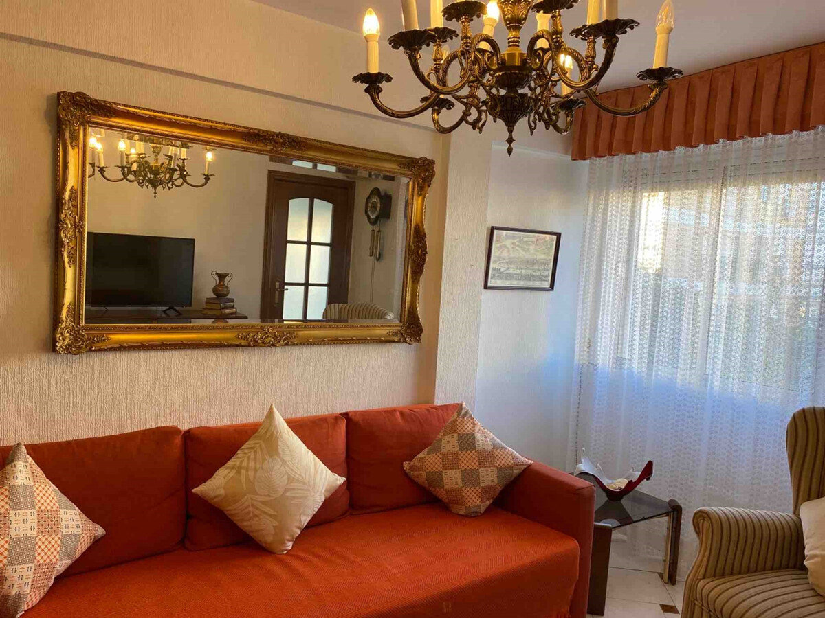 Appartement traditionnel à Triana, climatisé, 3 chambres - Photo 1