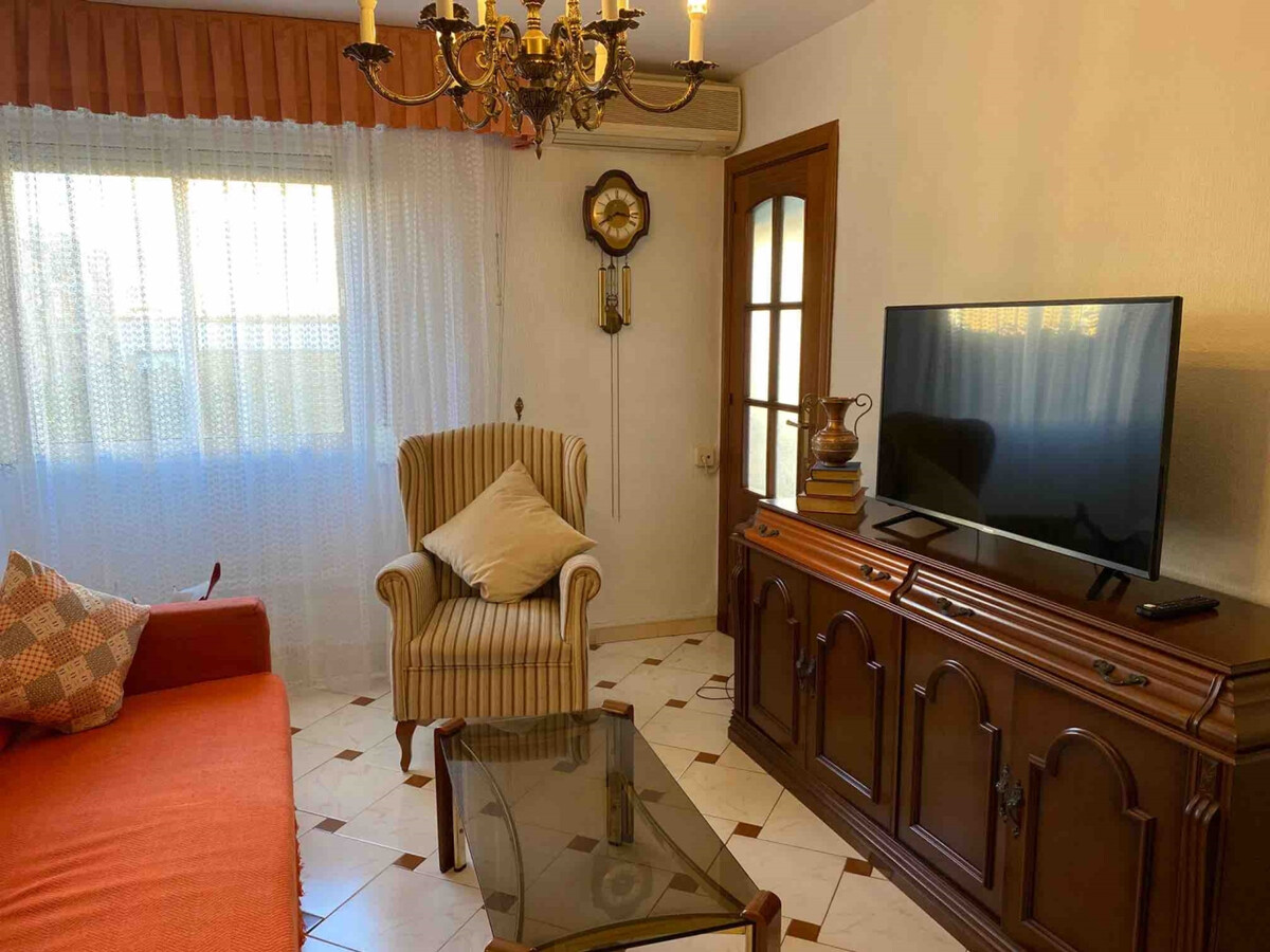 Appartement traditionnel à Triana, climatisé, 3 chambres - Photo 2