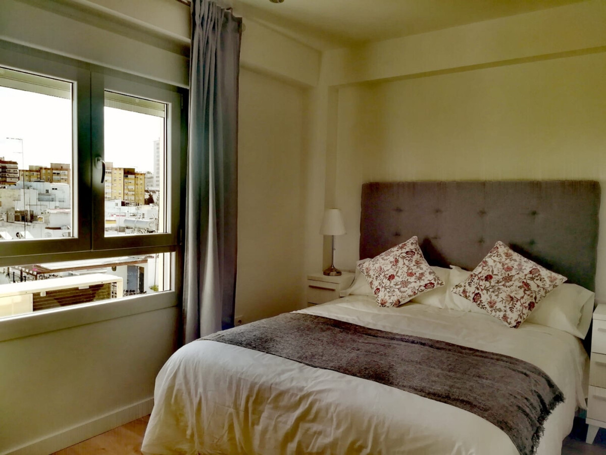 Appartement 3 chambres rénové à Triana, Séville - Photo 9