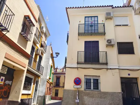 Appartement 2 chambres, balcons sur rue, centre historique - Photo 19