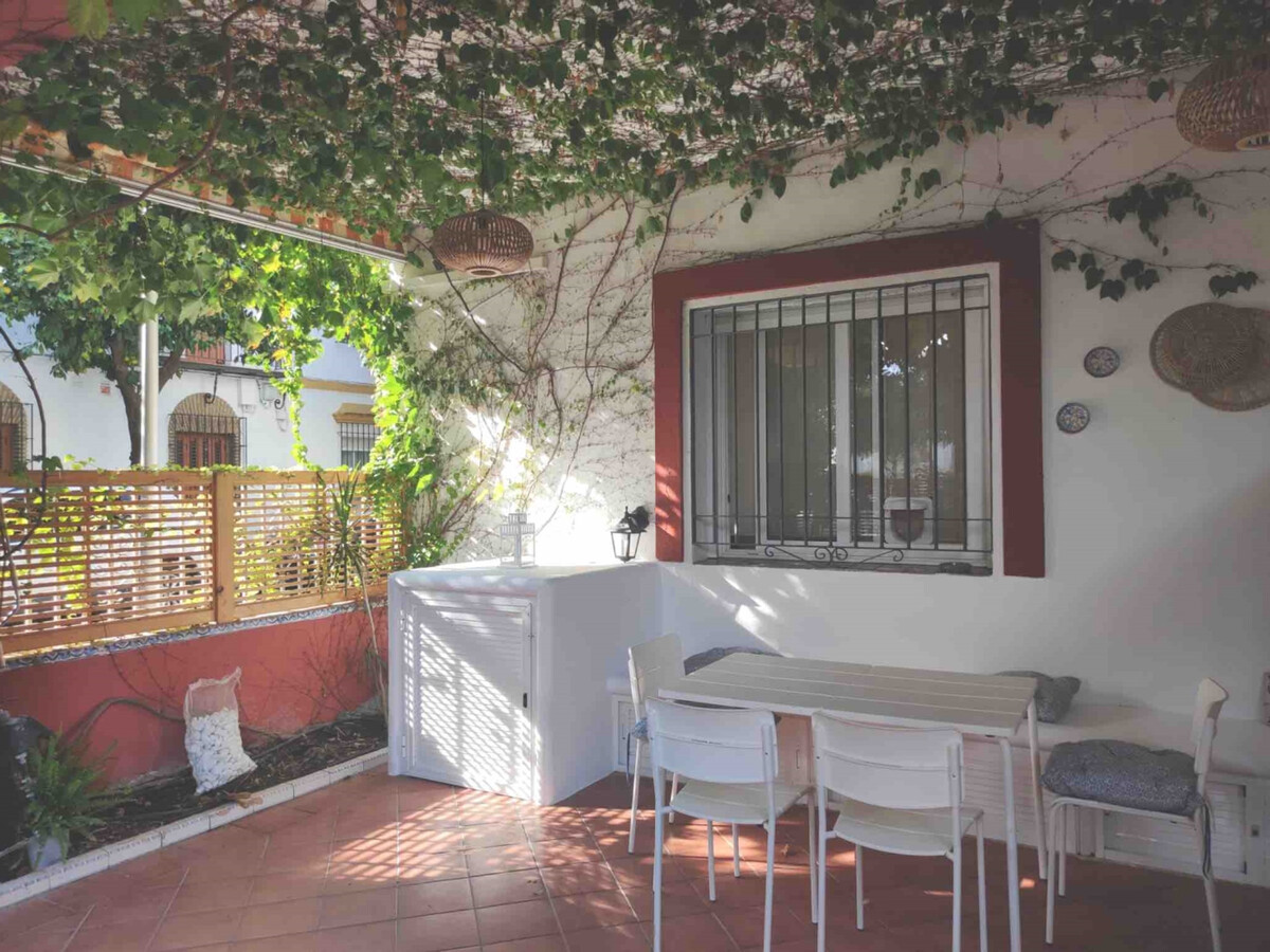 Triana Casa Carmela – Appart. accessible PMR, patio - Photo 1