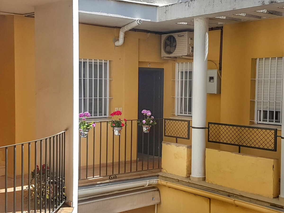 Duplex San Bernardo, 2 chambres, parking à Séville - Photo 5