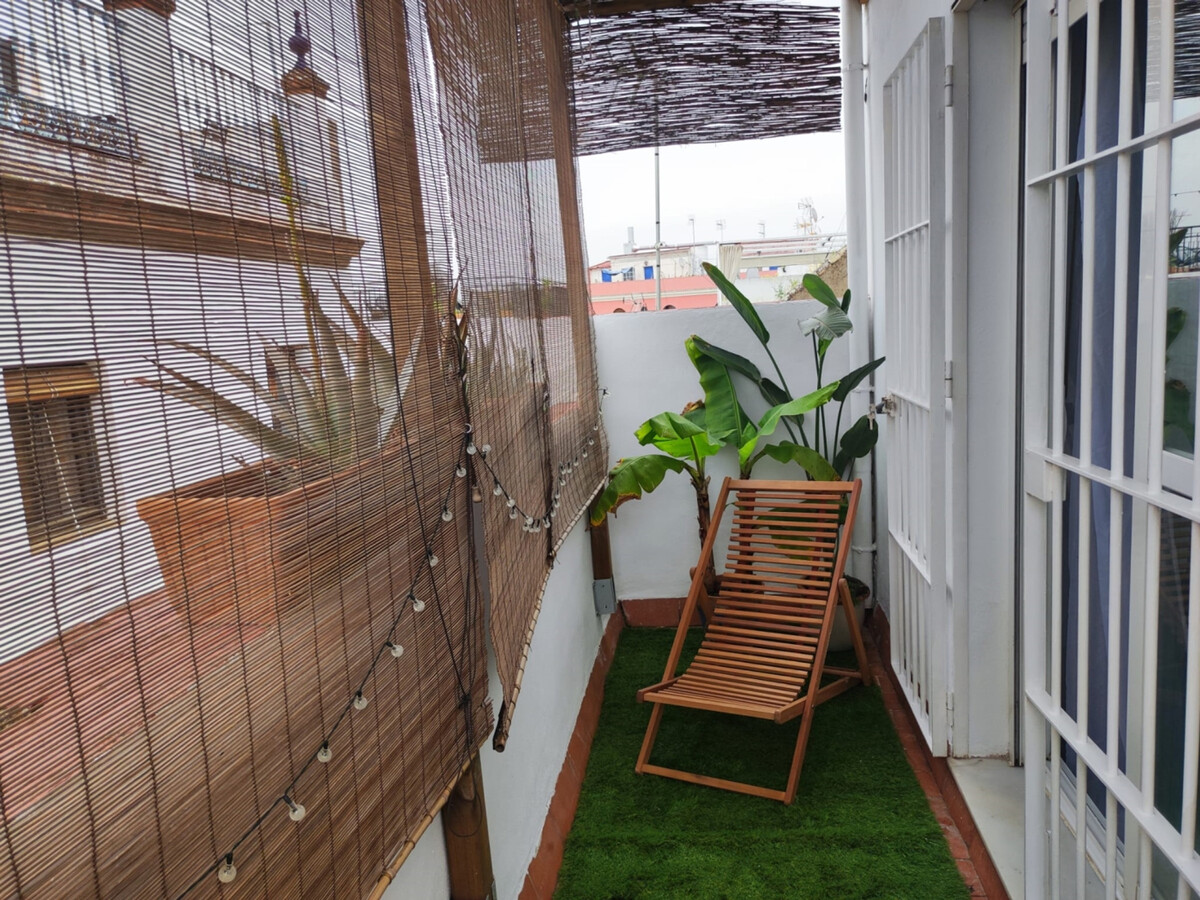 Duplex avec terrasse privée, vue sur l'église Salvador - Photo 18