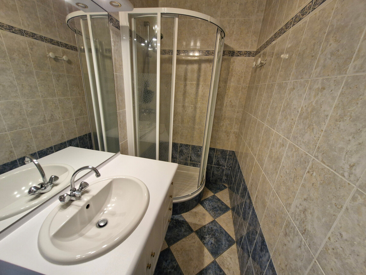Appartement 4 pers à 25 m des pistes Super Besse - Photo 7