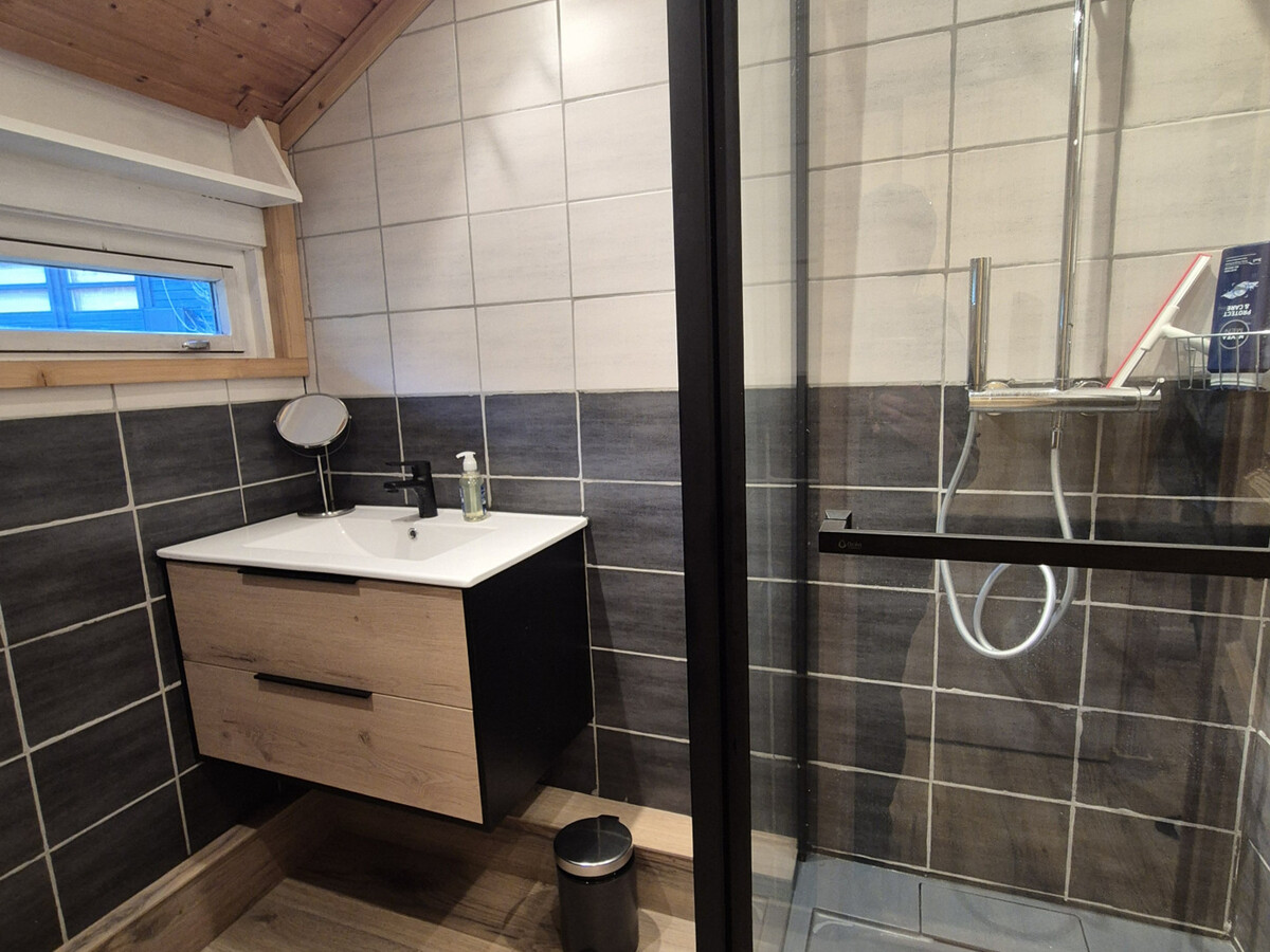 Chalet refait à neuf, parking couvert - Les Carroz - Photo 8