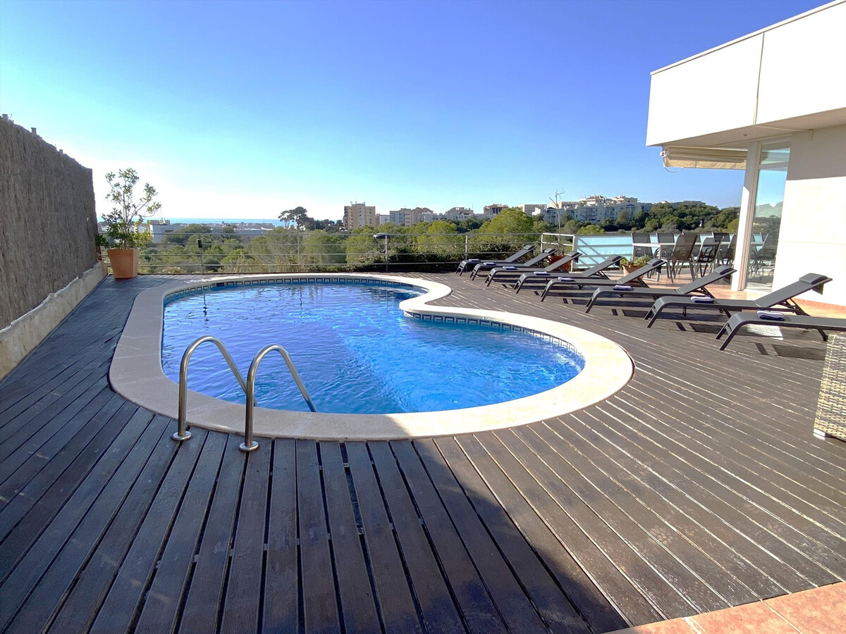 Villa Med à Sitges : 6 chambres, piscine et court de squash - Photo 10
