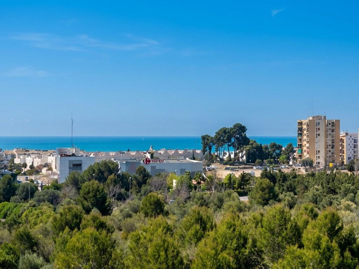 Villa Med à Sitges : 6 chambres, piscine et court de squash - Photo 13