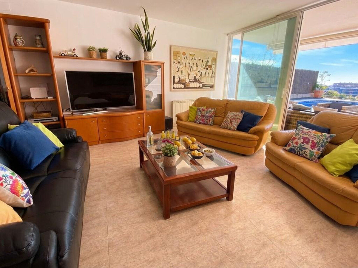 Villa Med à Sitges : 6 chambres, piscine et court de squash - Photo 15