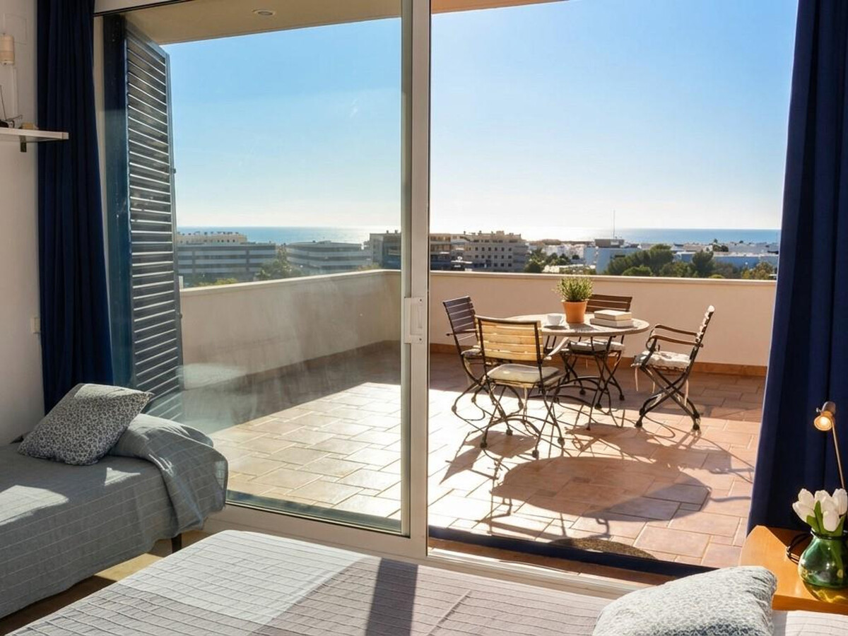 Villa Med à Sitges : 6 chambres, piscine et court de squash - Photo 30