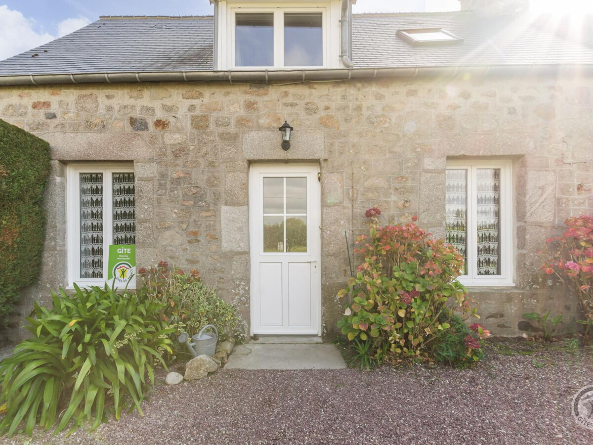 Gîte 5 pers. à Réville, poêle à pellets et jardin - Photo 2