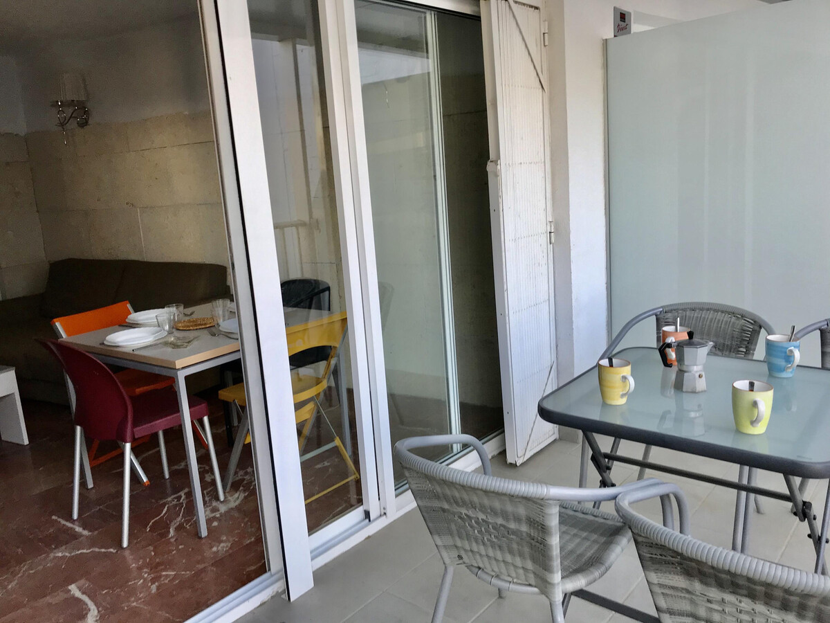 Appartement 35 m² rénové, 30 m de la plage à Roses - Photo 5