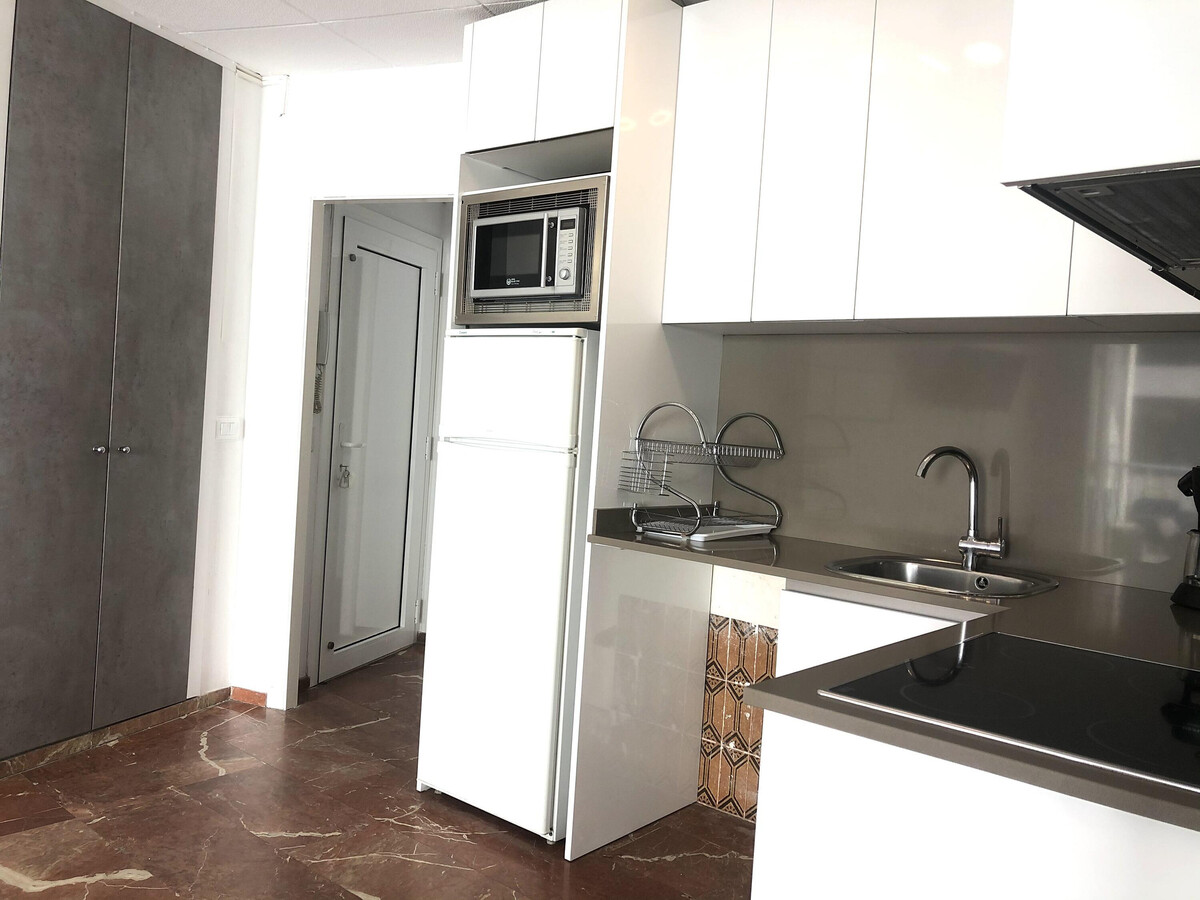 Appartement 35 m² rénové, 30 m de la plage à Roses - Photo 14