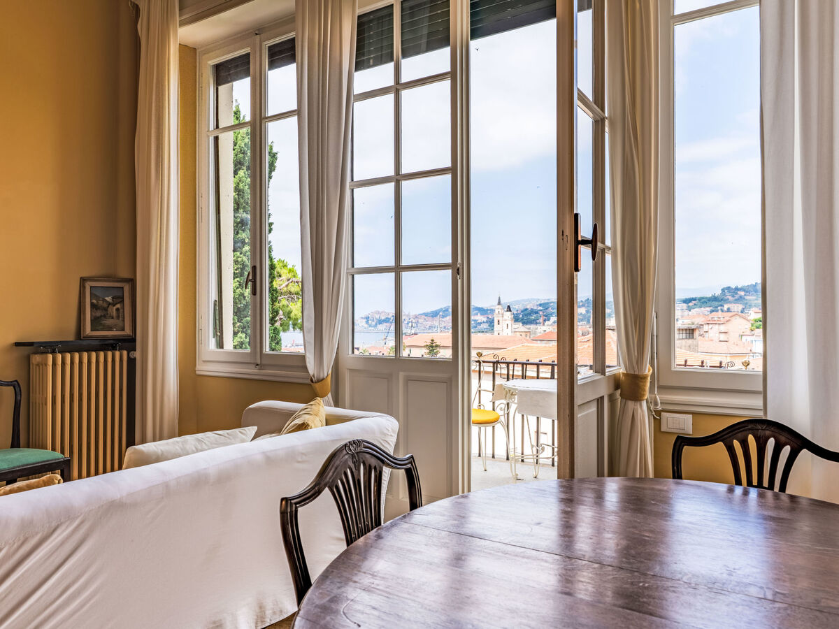 Villa Pinarello, appartement rénové vue mer à Imperia - Photo 7