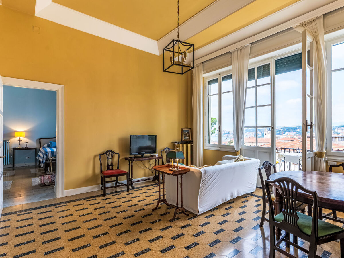 Villa Pinarello, appartement rénové vue mer à Imperia - Photo 9