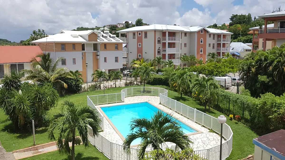 Studio 27 m² aux Trois-Îlets, vue mer et piscine - Photo 3