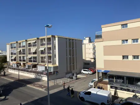 T1 avec garage privatif en sous-sol à Balaruc-les-Bains : photo 10