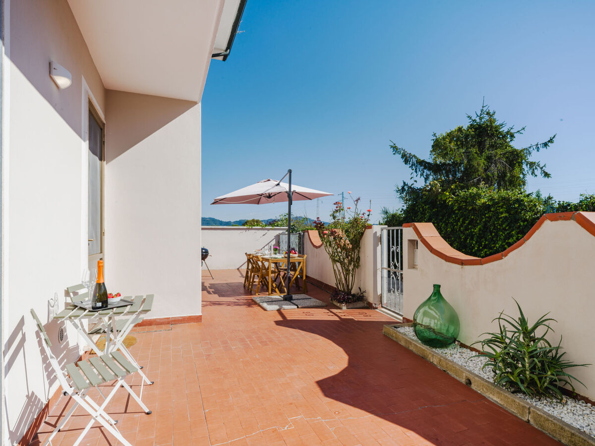 Sunflower piano terra – Apt 95m² avec jardinet à Viareggio - Photo 1