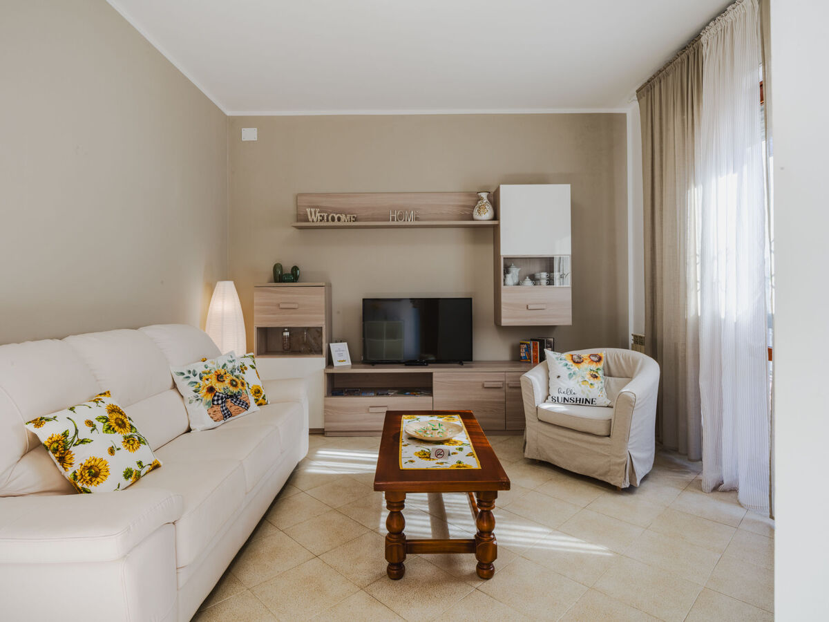 Sunflower piano terra – Apt 95m² avec jardinet à Viareggio - Photo 3