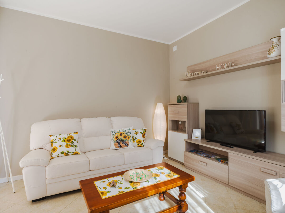 Sunflower piano terra – Apt 95m² avec jardinet à Viareggio - Photo 7